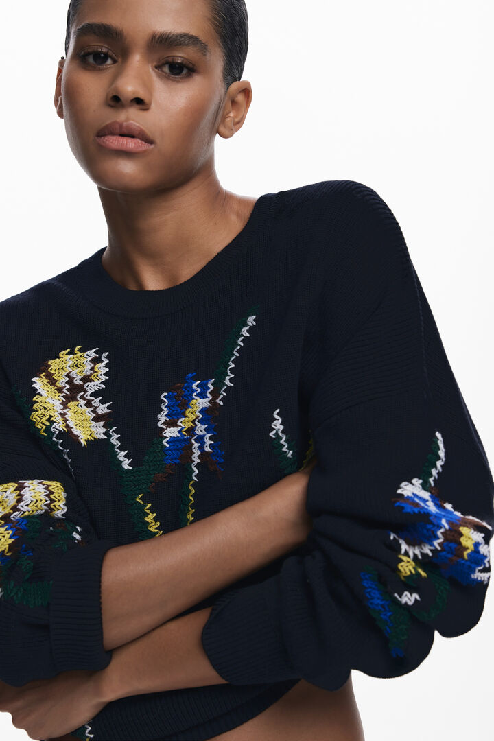 Pull jacquard à fleurs brodées | Desigual