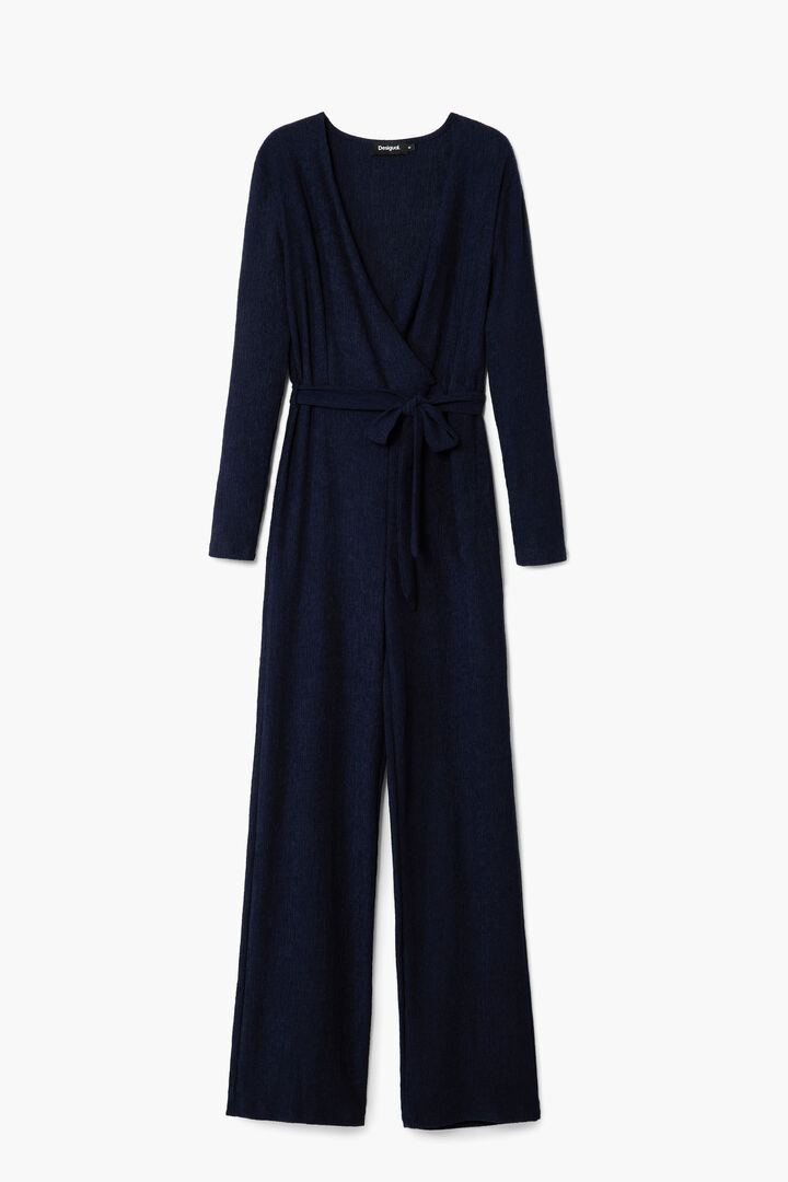 Fluid jumpsuit belt