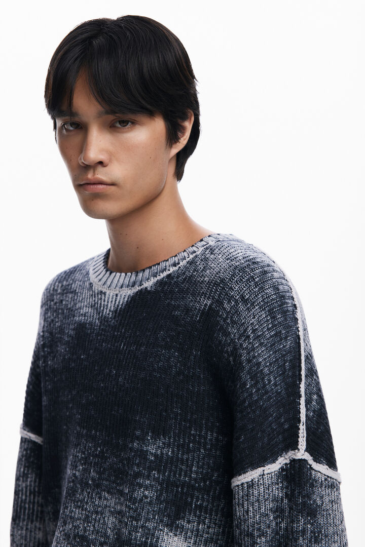 Distressed knit sweater | Desigual