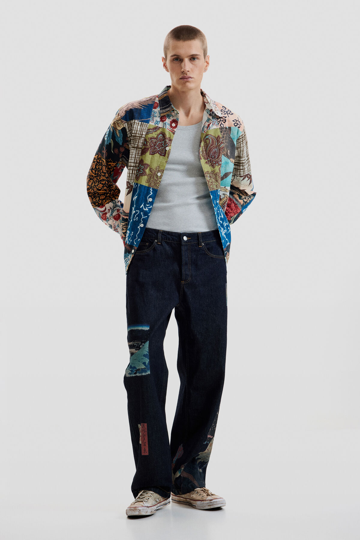 オリエンタル柄のデニムパンツ メンズ用 I Desigual.com