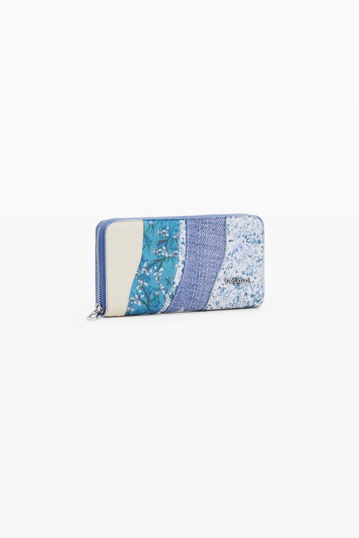 Elongated patch wallet | Desigual