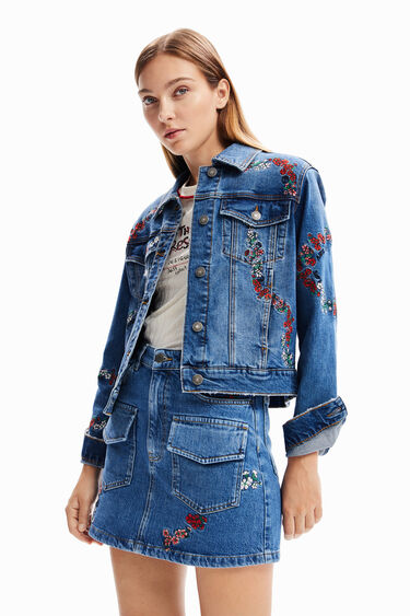 Embroidered denim trucker jacket | Desigual