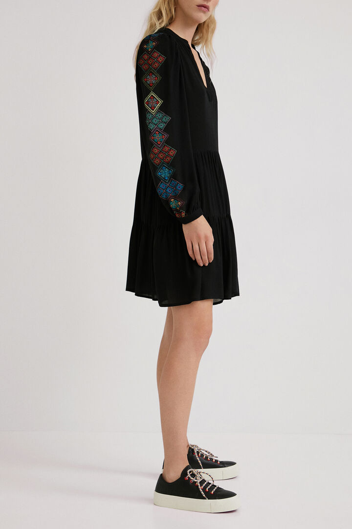 Robe à broderie ethnique | Desigual