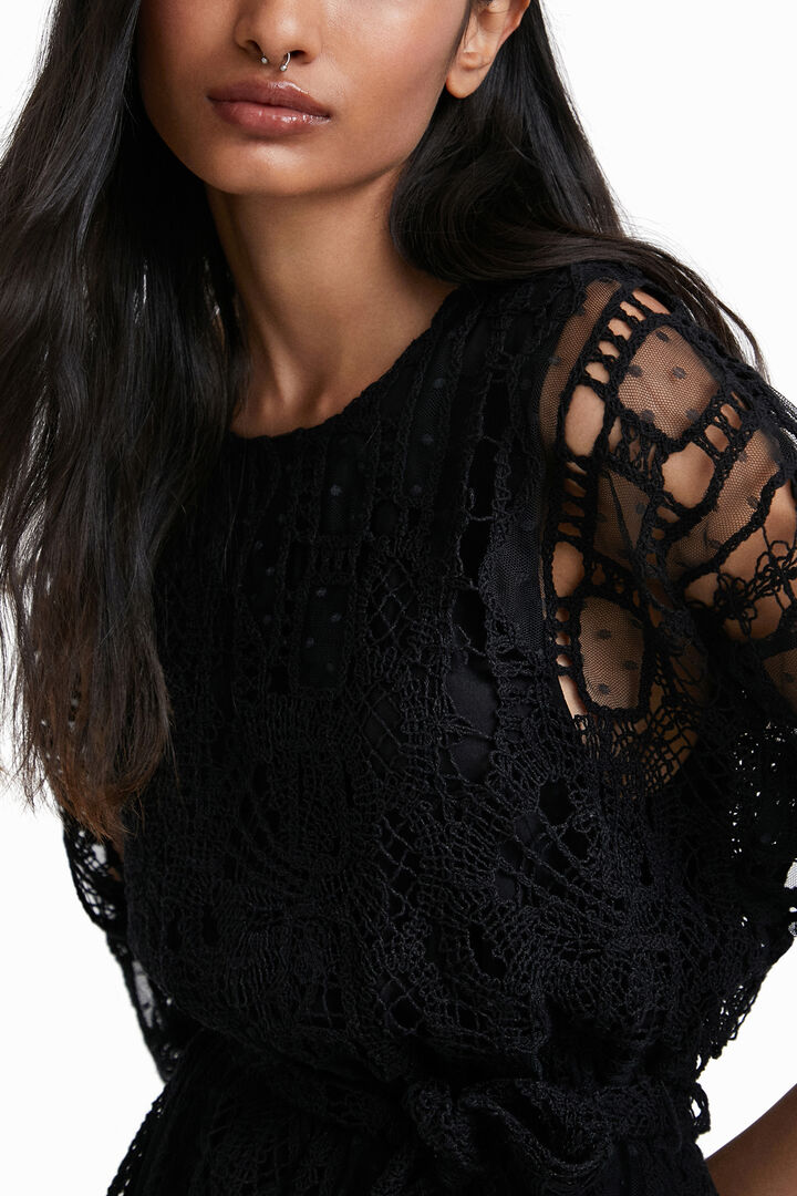 Vestido estilo crochet Johnson Hartig | Desigual