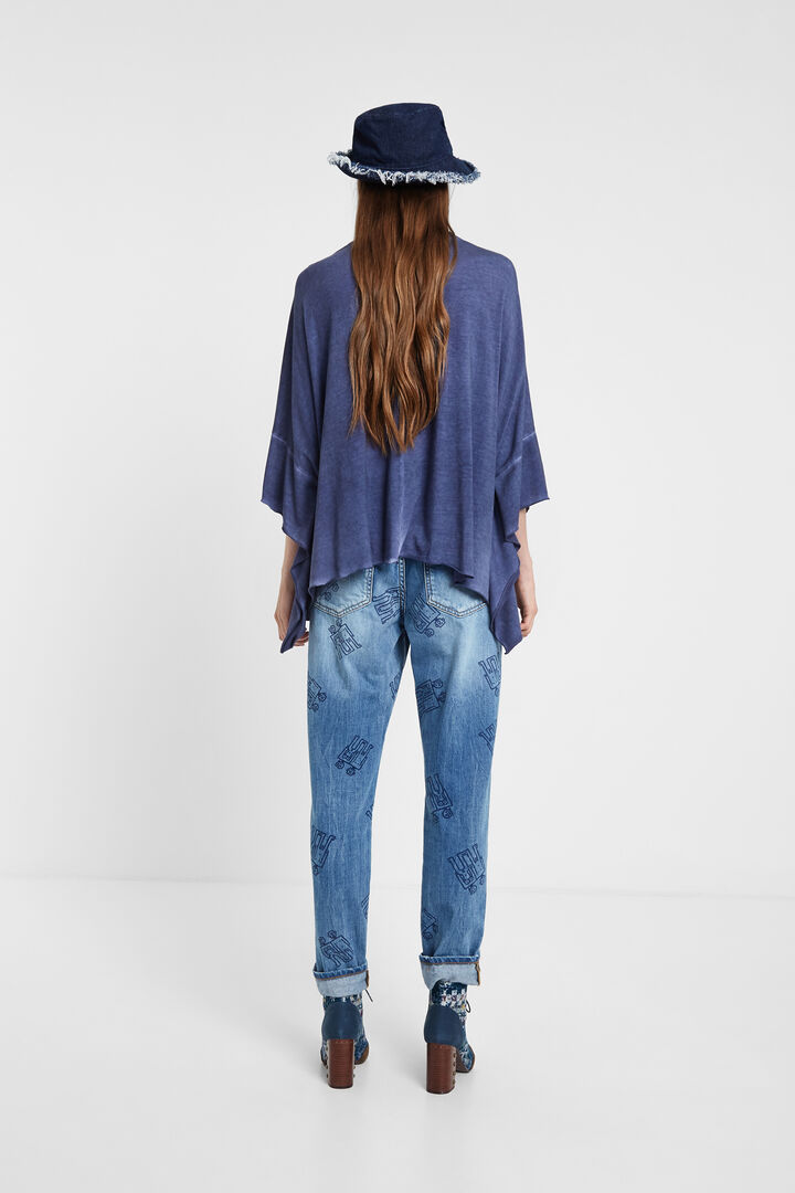 Poncho T-shirt embroideries | Desigual