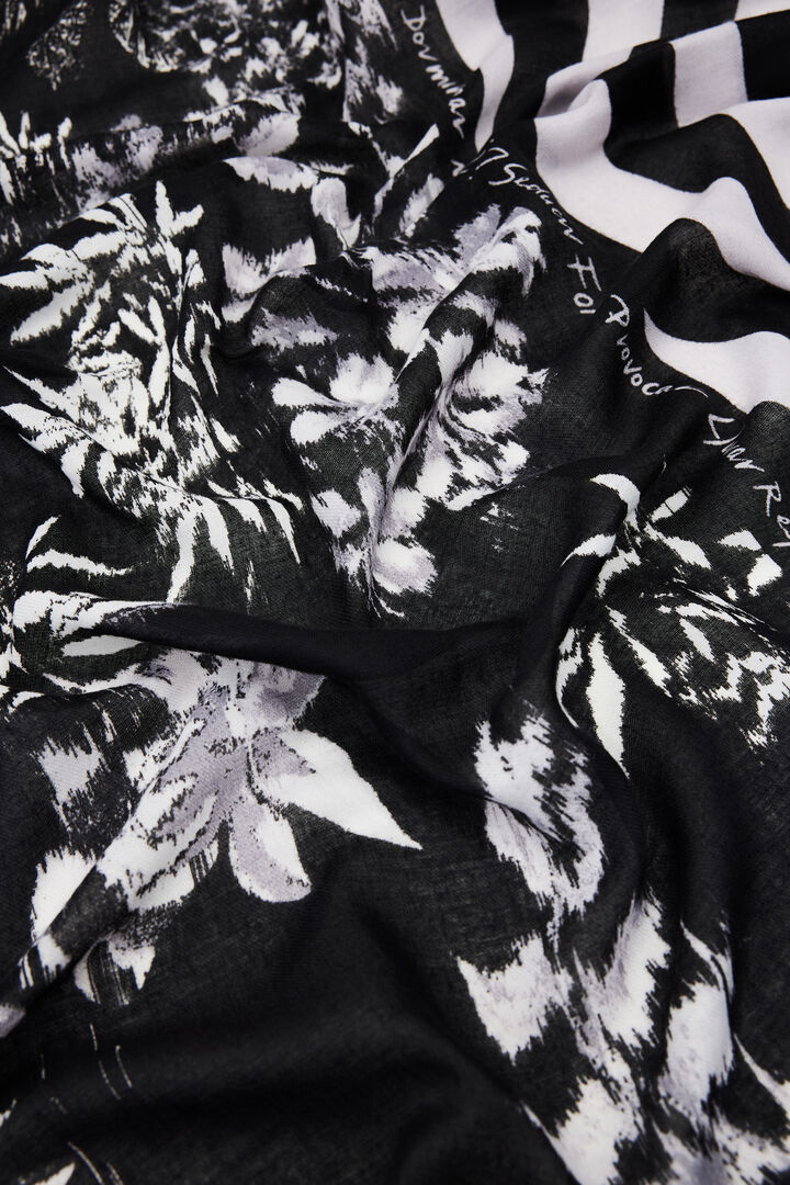 Recycled patchwork foulard | Desigual