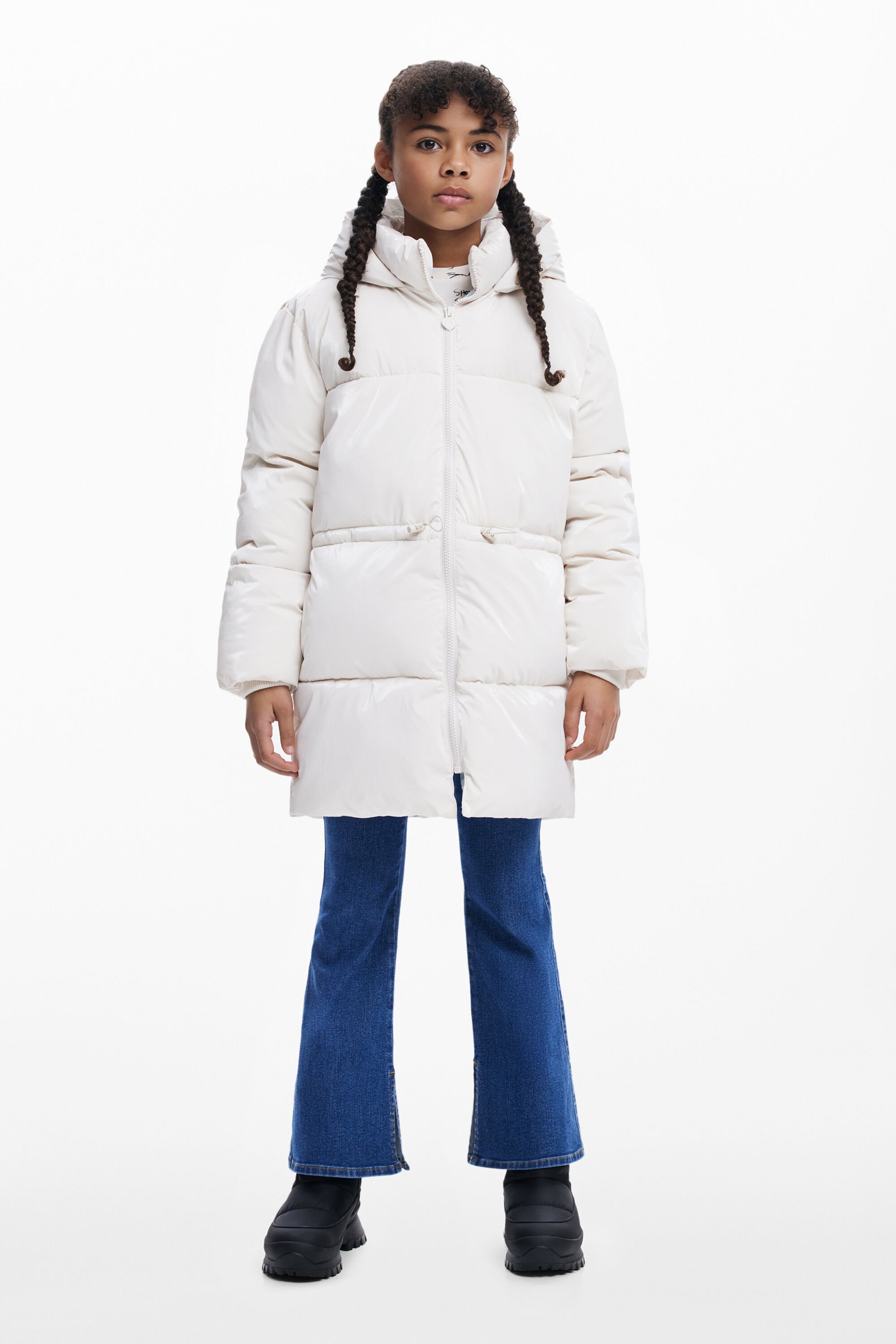 Lange glänzende Steppjacke