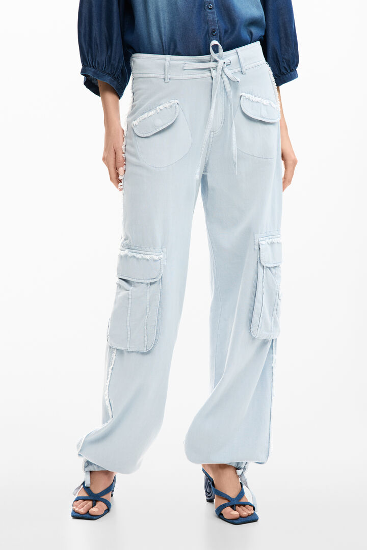Cargo pants with pockets | Desigual