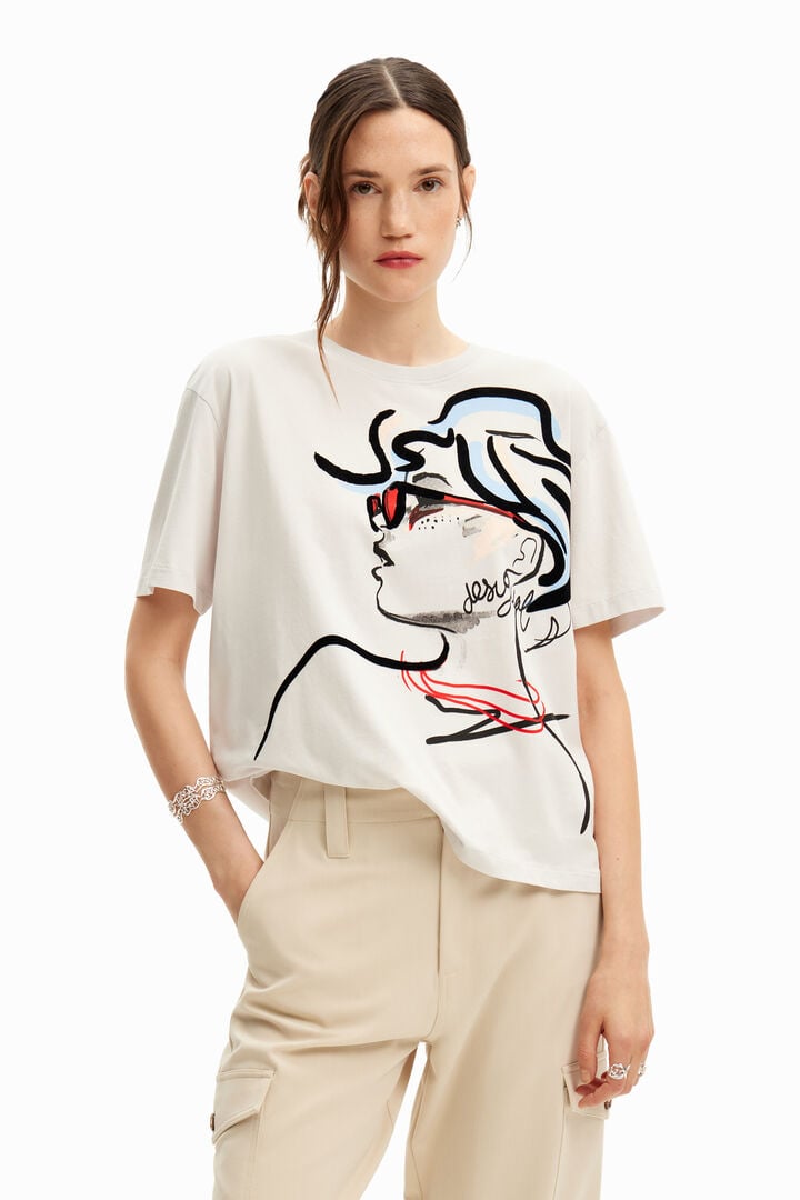 Plain t-shirt with illustration.