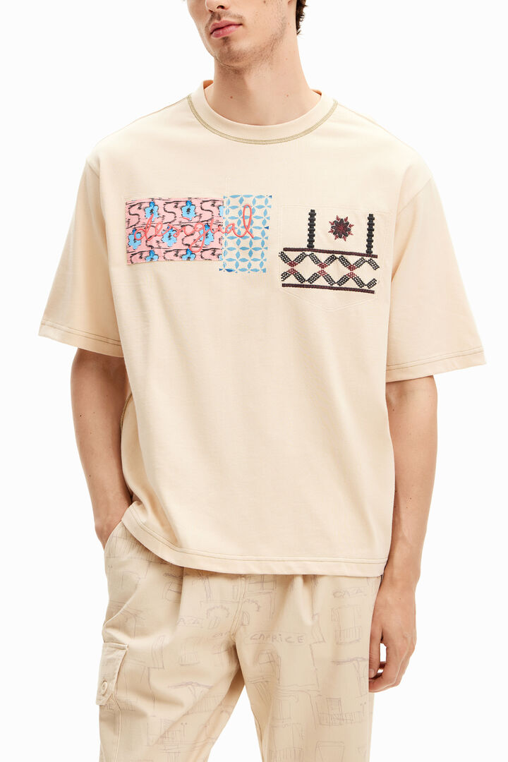 Desigual t-shirt with details. | Desigual
