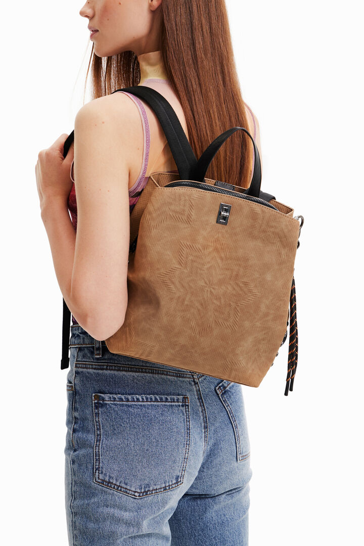 Mochila peque&ntilde;a estrella | Desigual