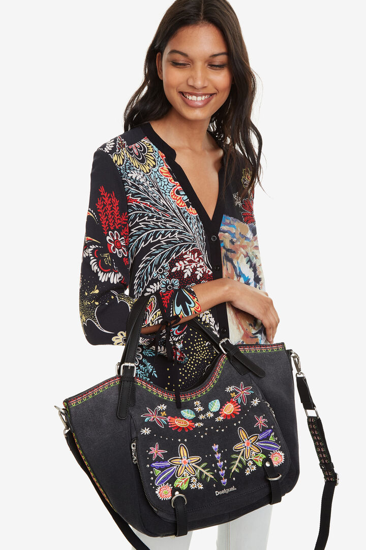 Embroidered Black Bag Candem Rotterdam | Desigual