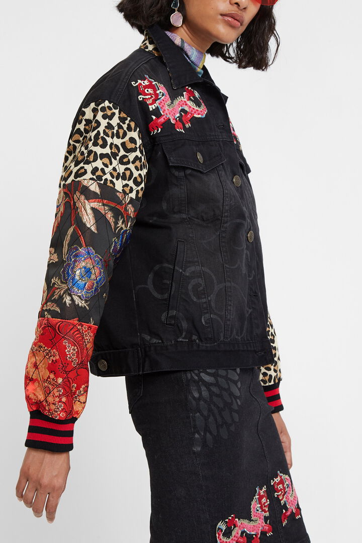 Patch sleeves denim trucker jacket | Desigual