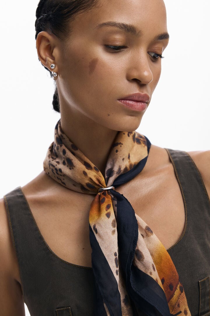 Honey scarf | Desigual