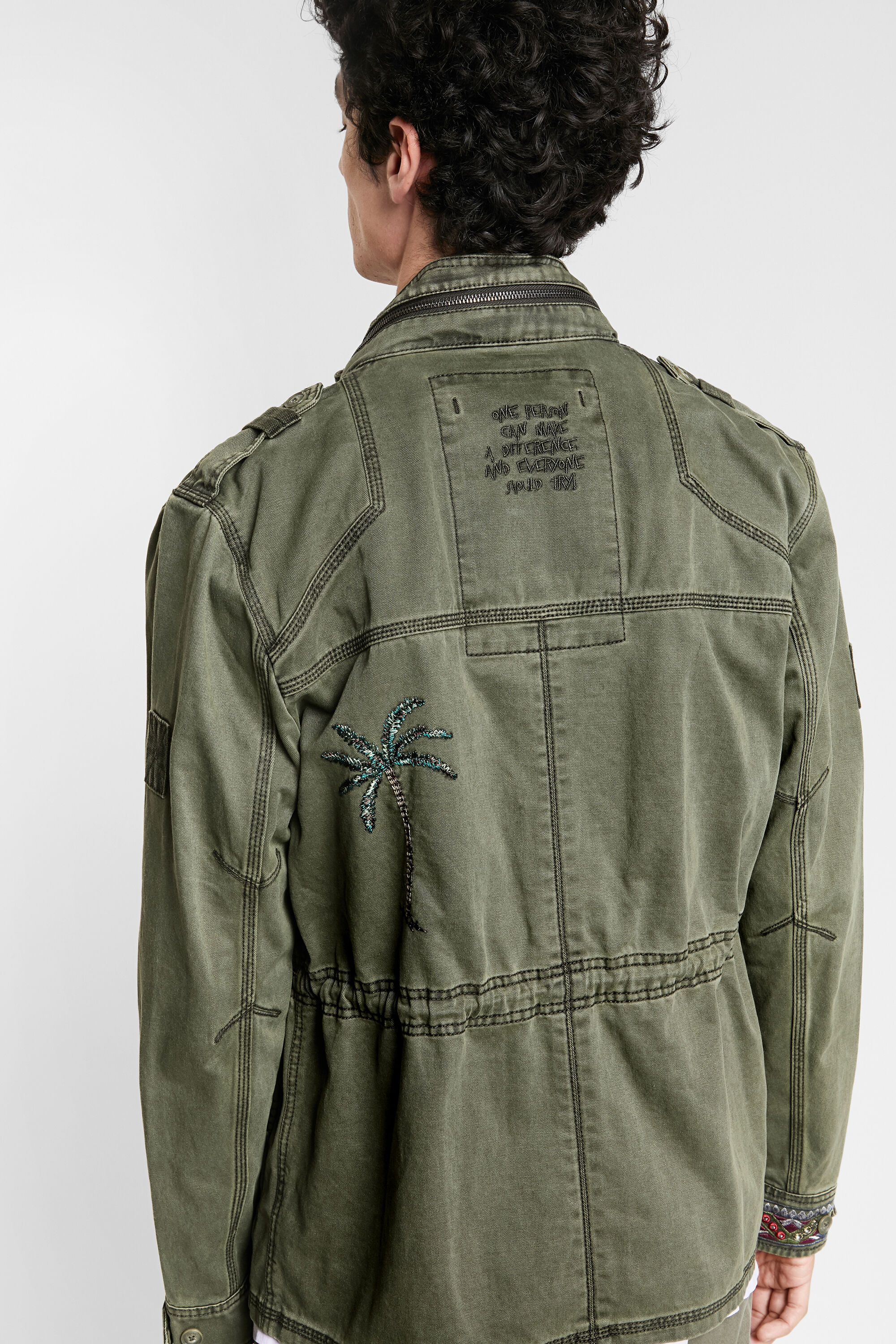 Chaqueta militar patch estampados | Chaqueta militar patch estampados |