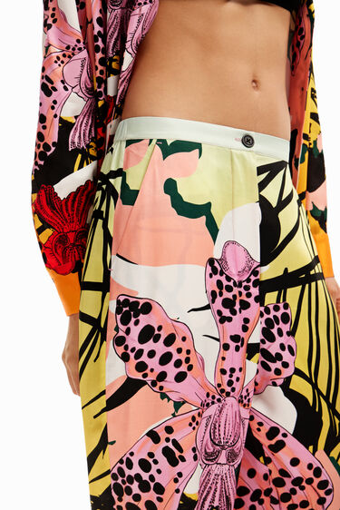 Fine hlače z motivom orhidej oblikovalca Christiana Lacroixa | Desigual
