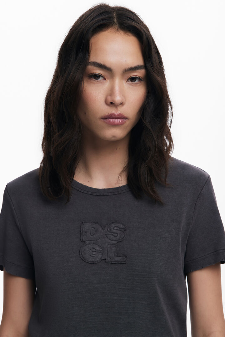 T-shirt logo déchiré | Desigual
