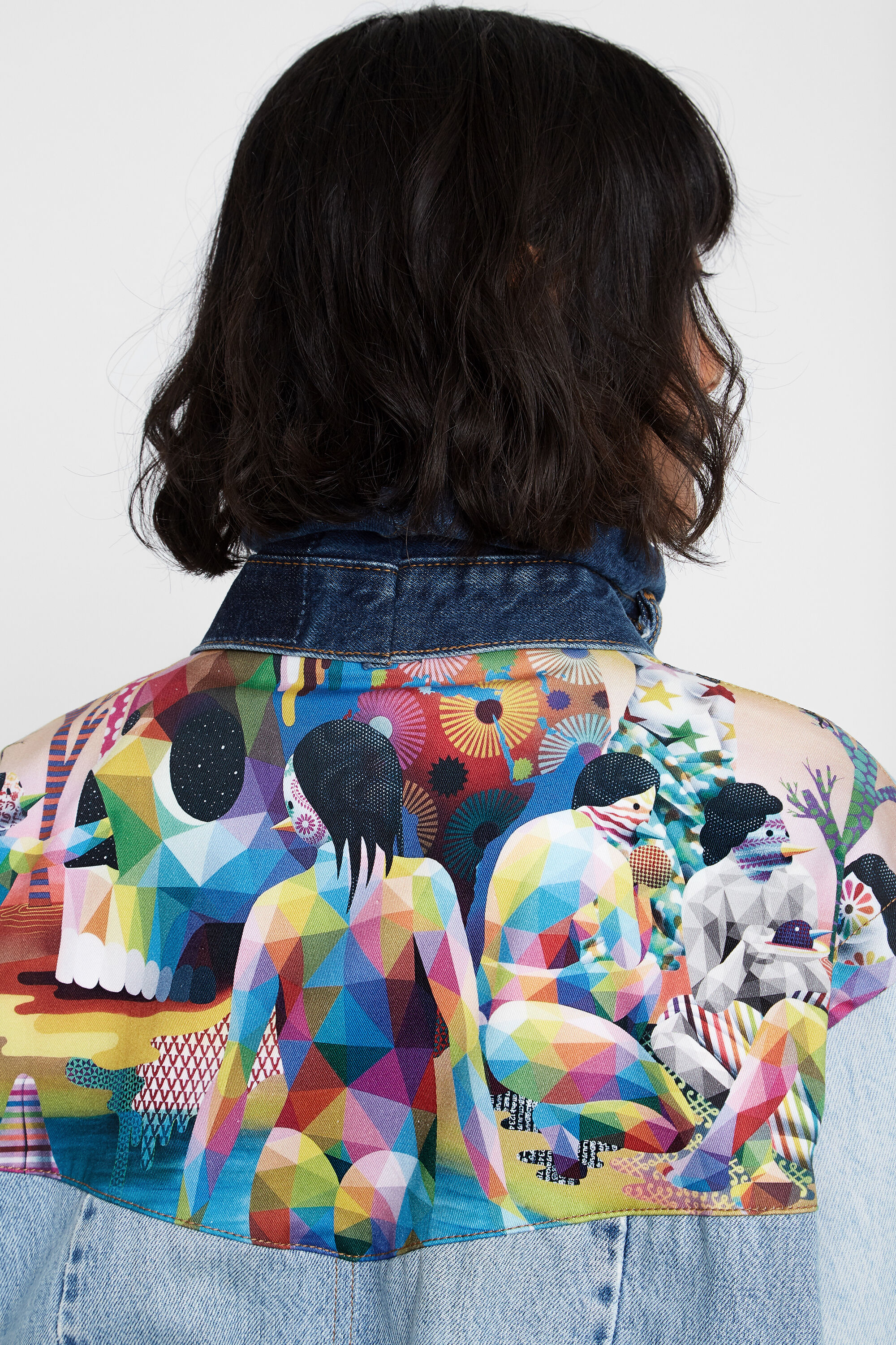 Iconic Jacket: Okuda San Miguel | Desigual.com