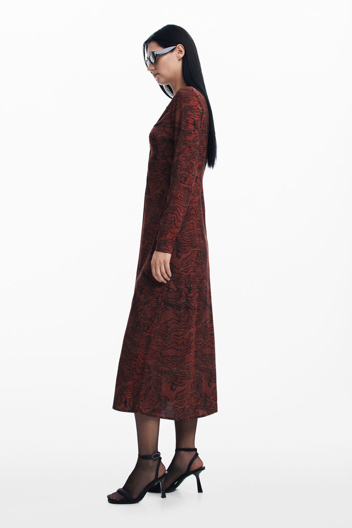 Vestido líneas desiguales | Desigual
