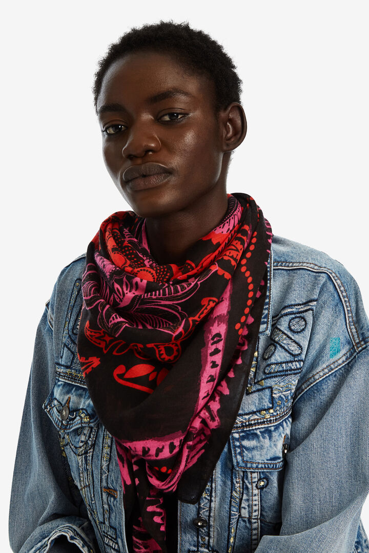Galactic floral print rectangular scarf | Desigual
