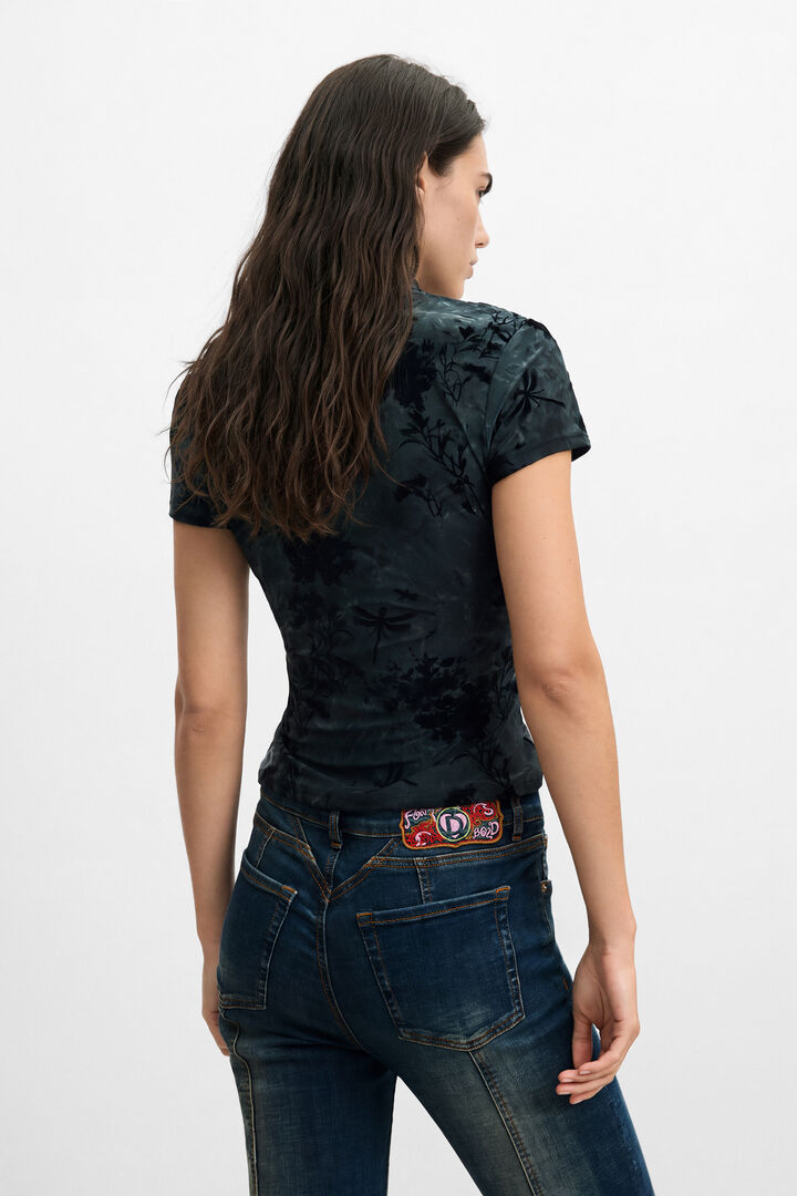 T-shirt oriental floqu&eacute;