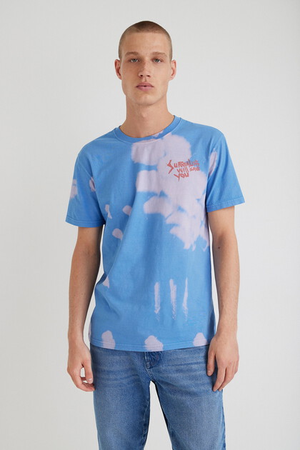 Short-sleeve surrealist T-shirt