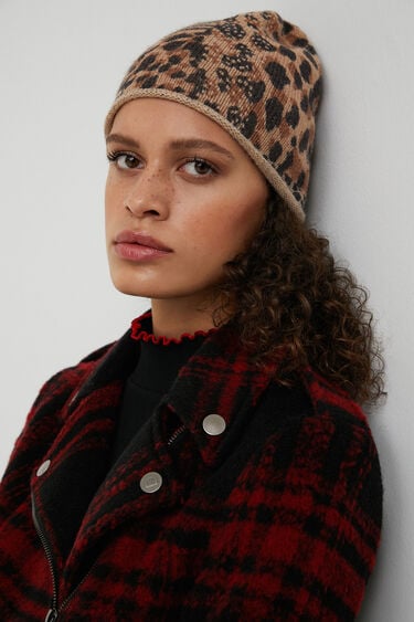 Knit hat patch animal print | Desigual