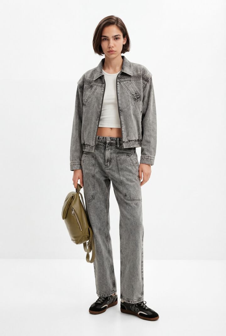 STRAIGHT JEANS MET PATCH