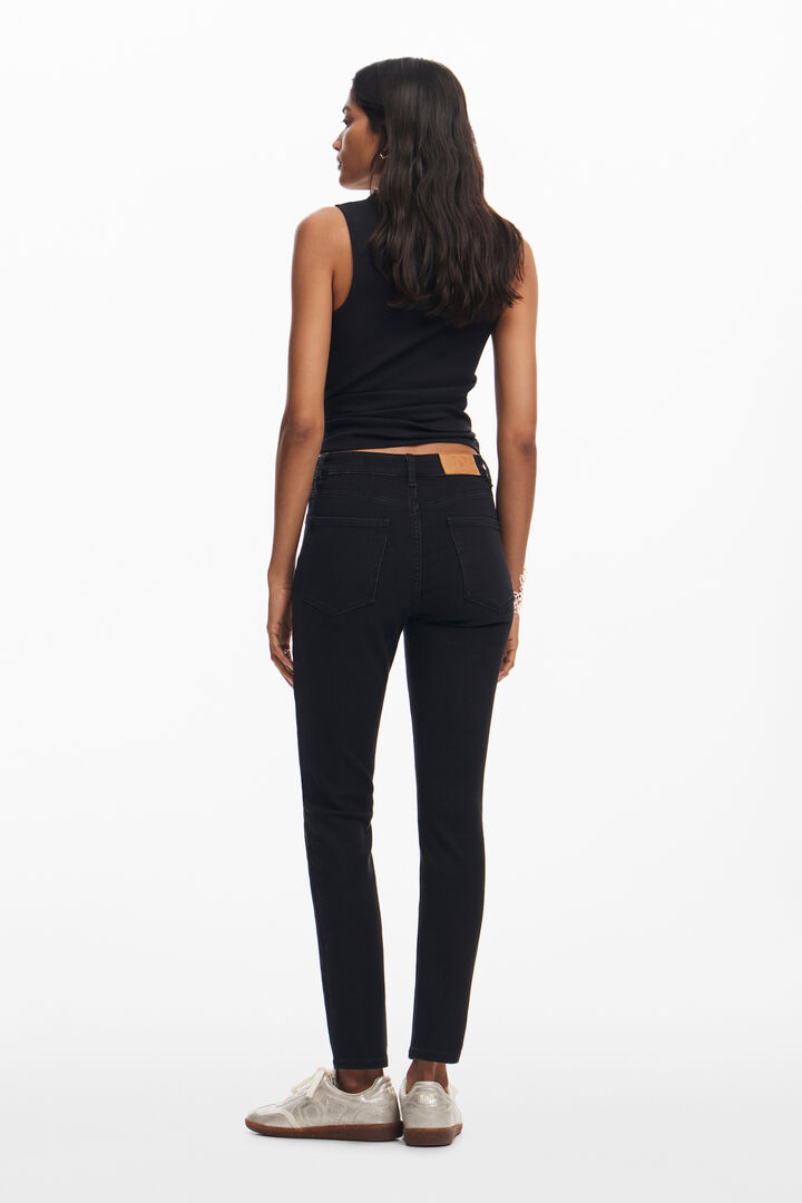 Vaqueros denim slim | Desigual