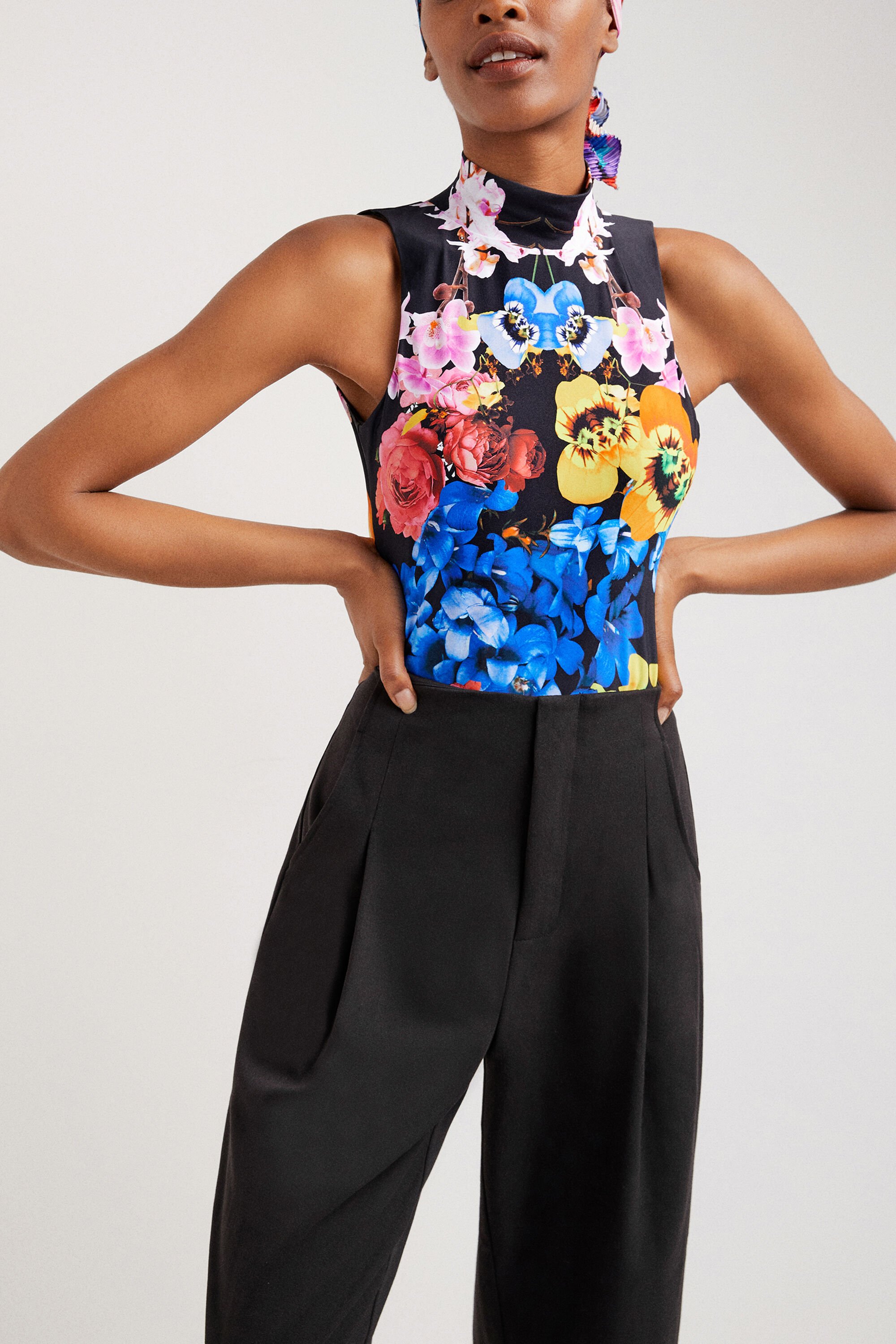 Christian Lacroix 刺繍 ブラックジャケット 38 ジャケット