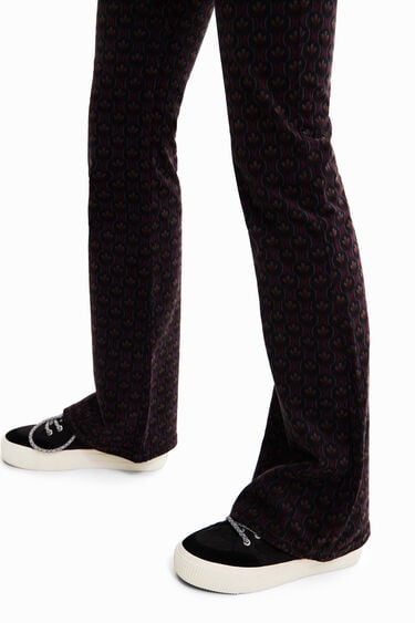 Pantalon velours côtelé imprimé rétro | Desigual