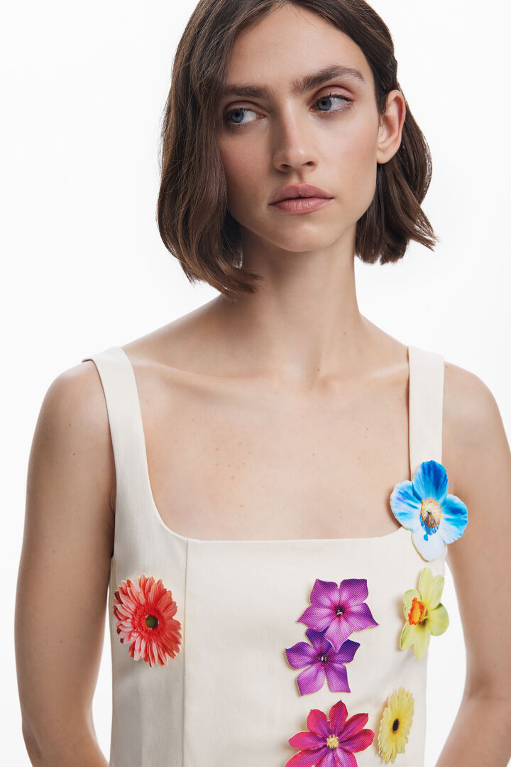 Tyler McGillivary virágos paneles ruha | Desigual