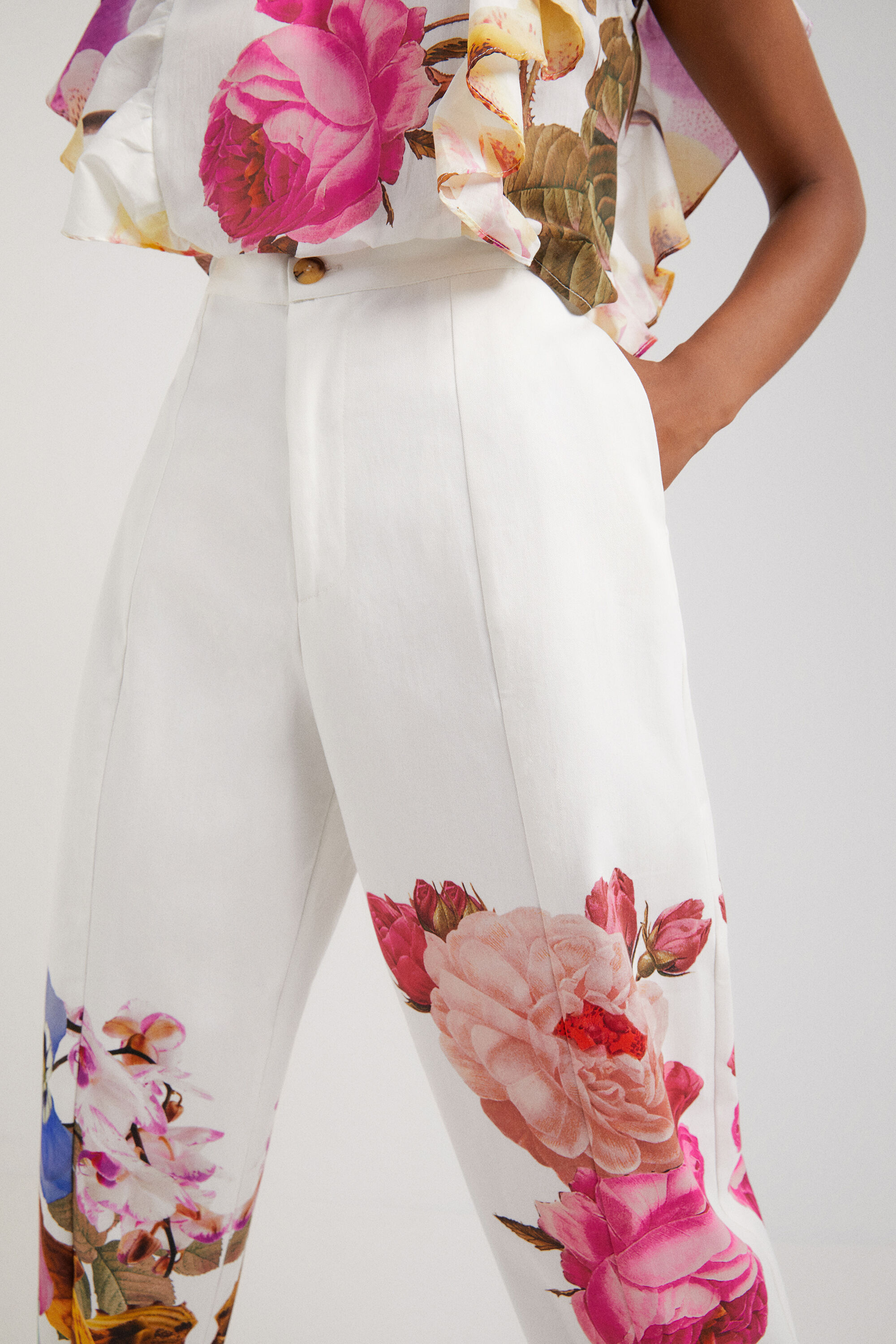 【超ポイントバック祭】 M. Christian Desigual.com | 花柄バギーパンツ Lacroix パンツ