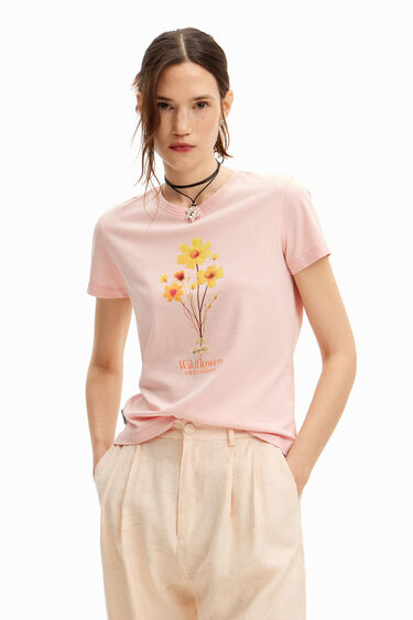 Camiseta de manga corta con flores. | Desigual