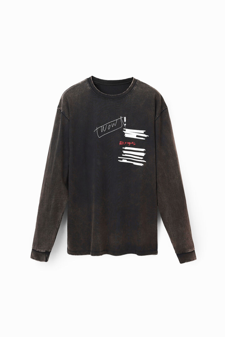 Long-sleeve oversize T-shirt