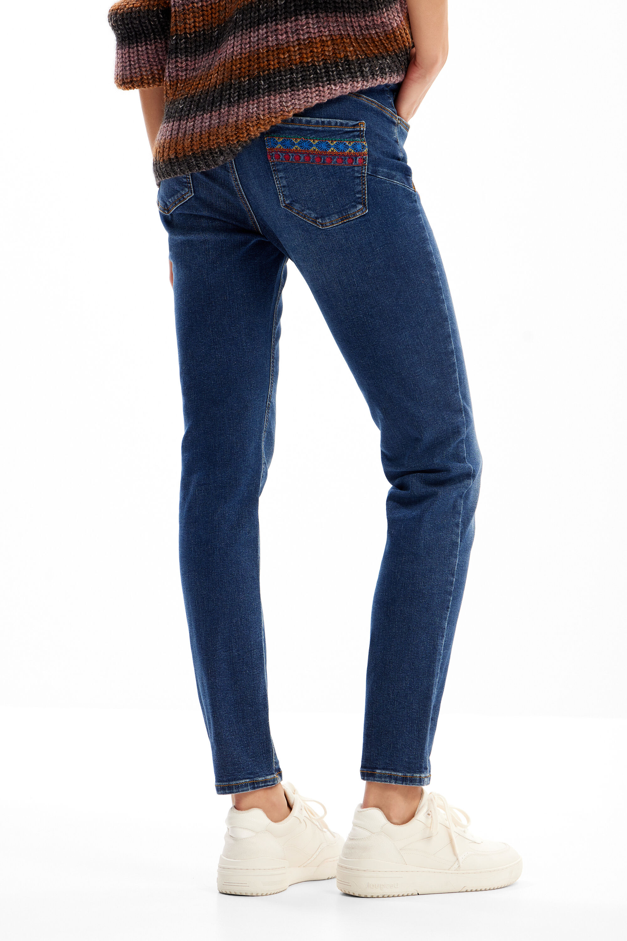 Embroidered jeans skinny top