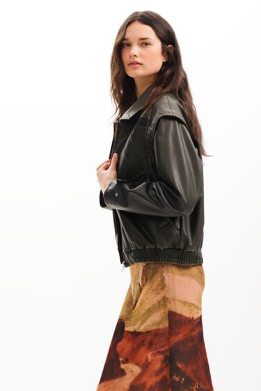 Leather-effect detachable sleeve jacket | Desigual