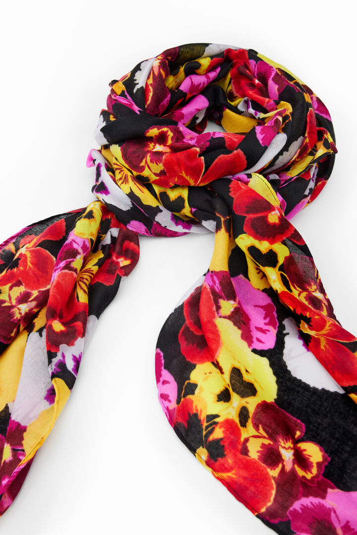 Rectangular floral foulard | Desigual