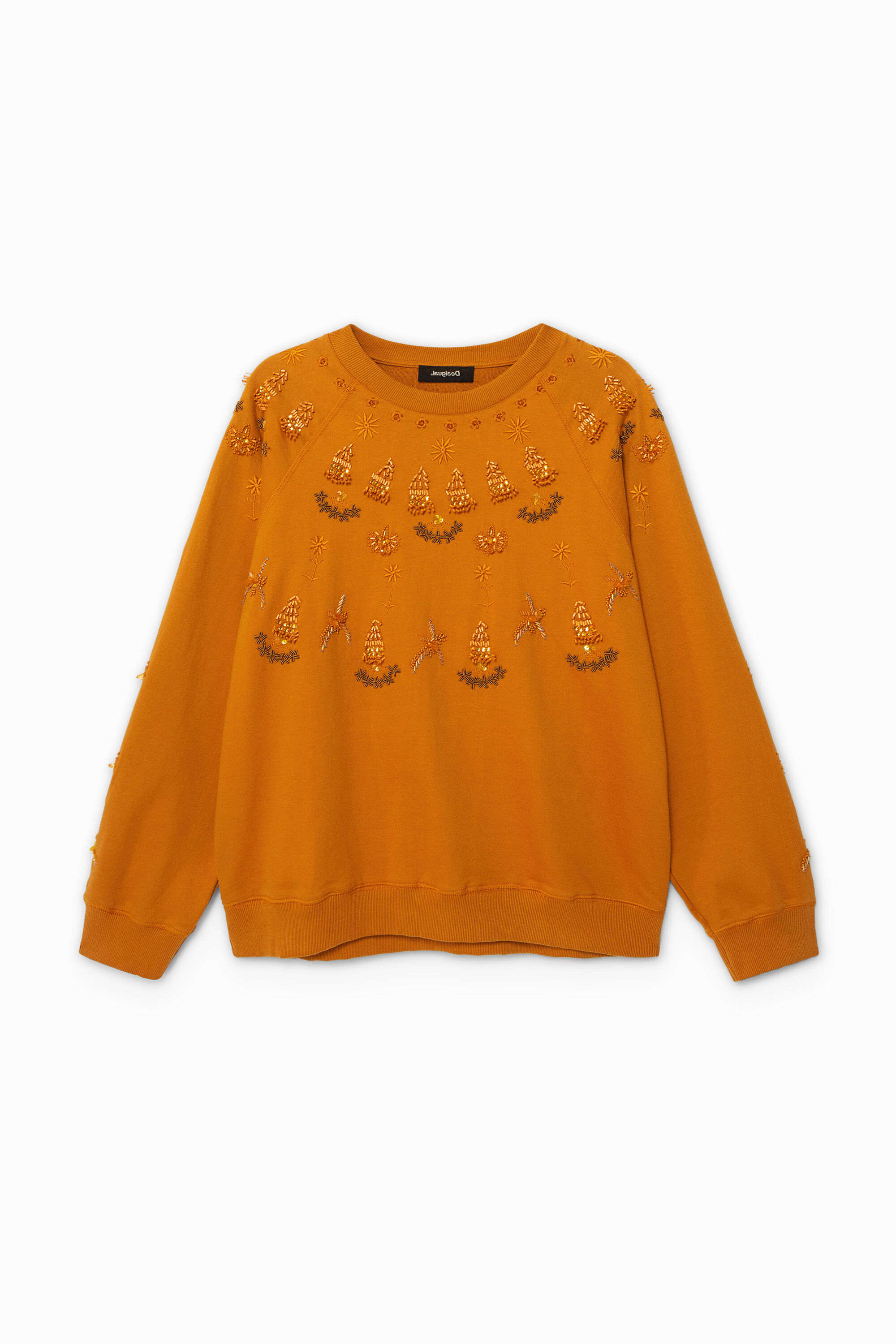 Plush sweatshirt embroideries
