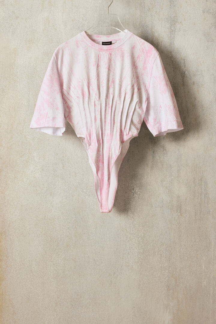 Body tie-dye studio | Desigual
