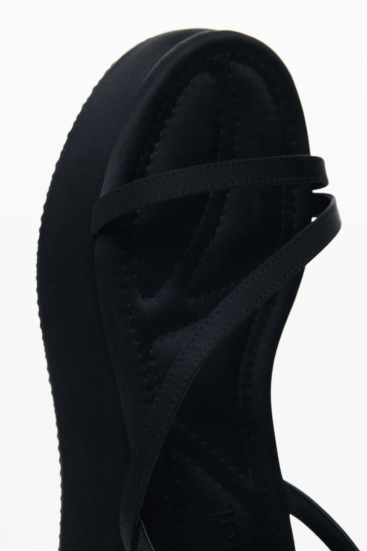 Platform strap sandal | Desigual