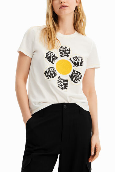 Camiseta parche margarita | Desigual