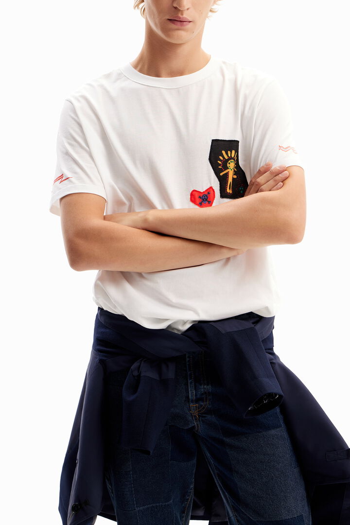 Sphinx patches T-shirt | Desigual