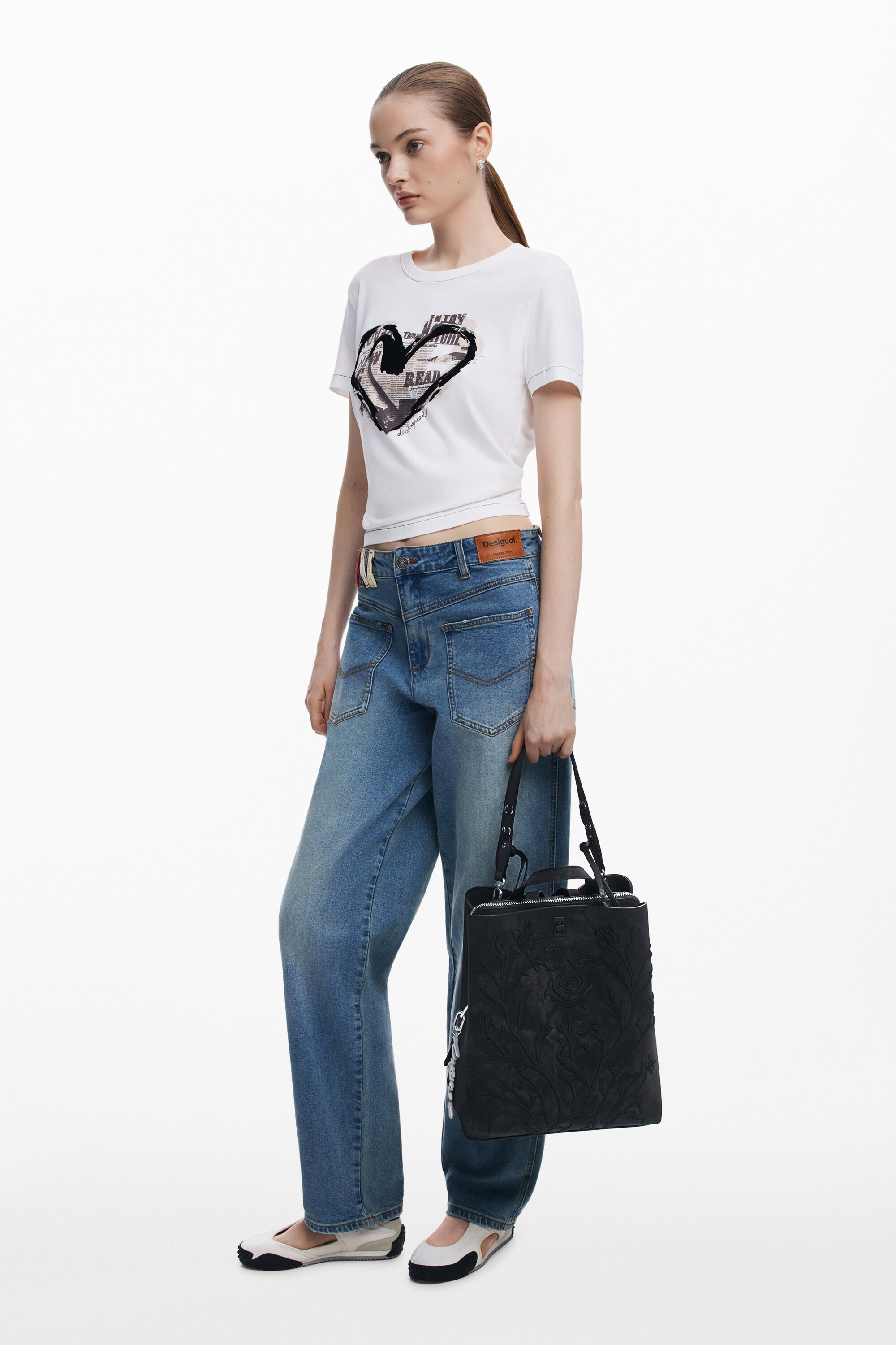 新品 Desigual 黒/白 ドットバックパック 花の刺繍入りリュック 女性用 I Desigual.com