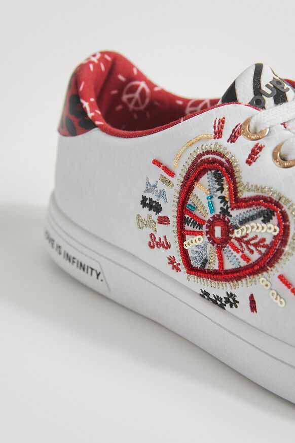 Classic embroidered sneakers | Desigual