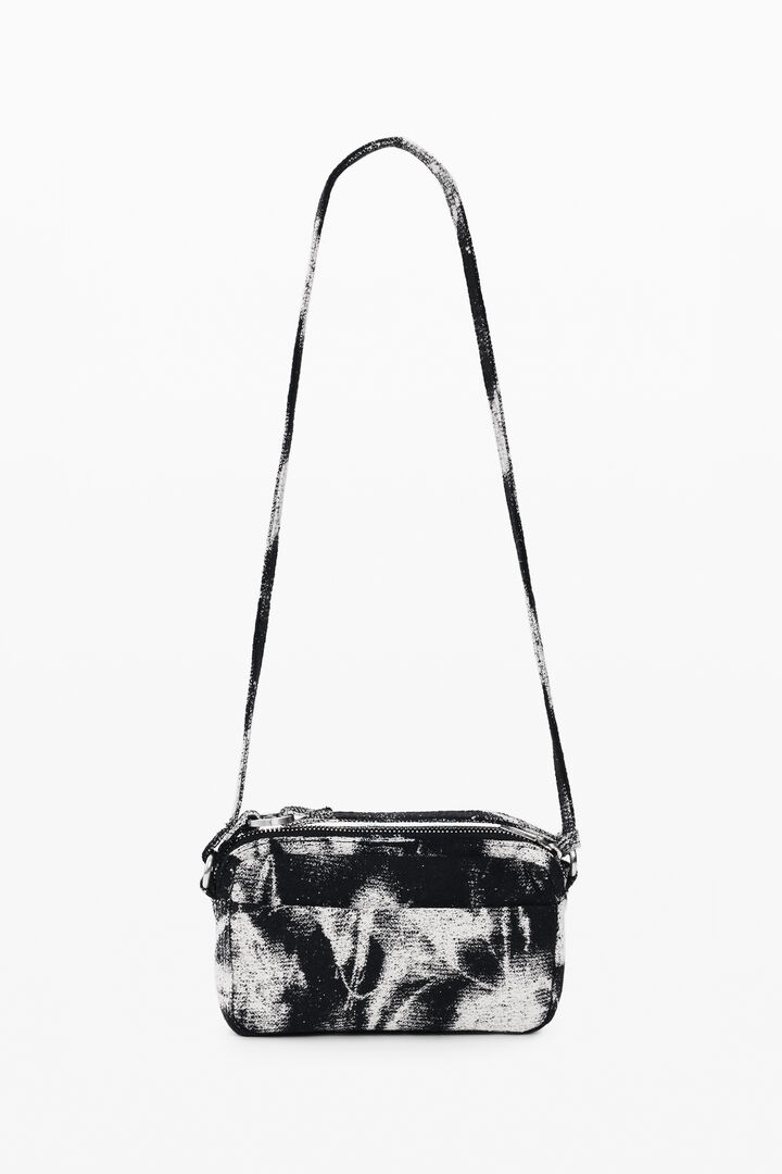 Large wallet with mobile holder | Desigual