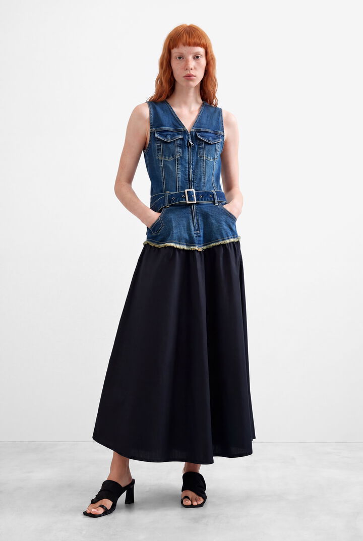 Sleeveless denim dress
