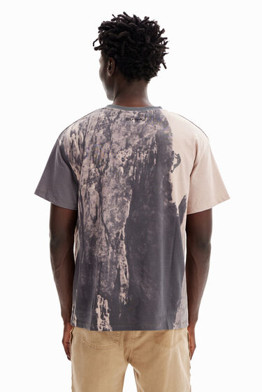 Camiseta oversize montaña | Desigual