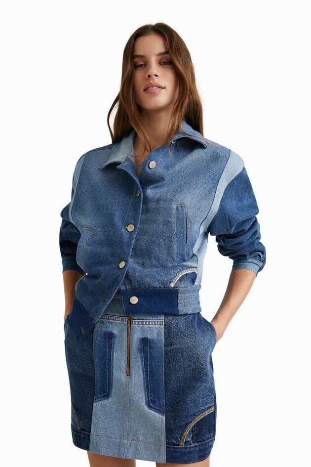 Giacca di jeans cropped upcycling