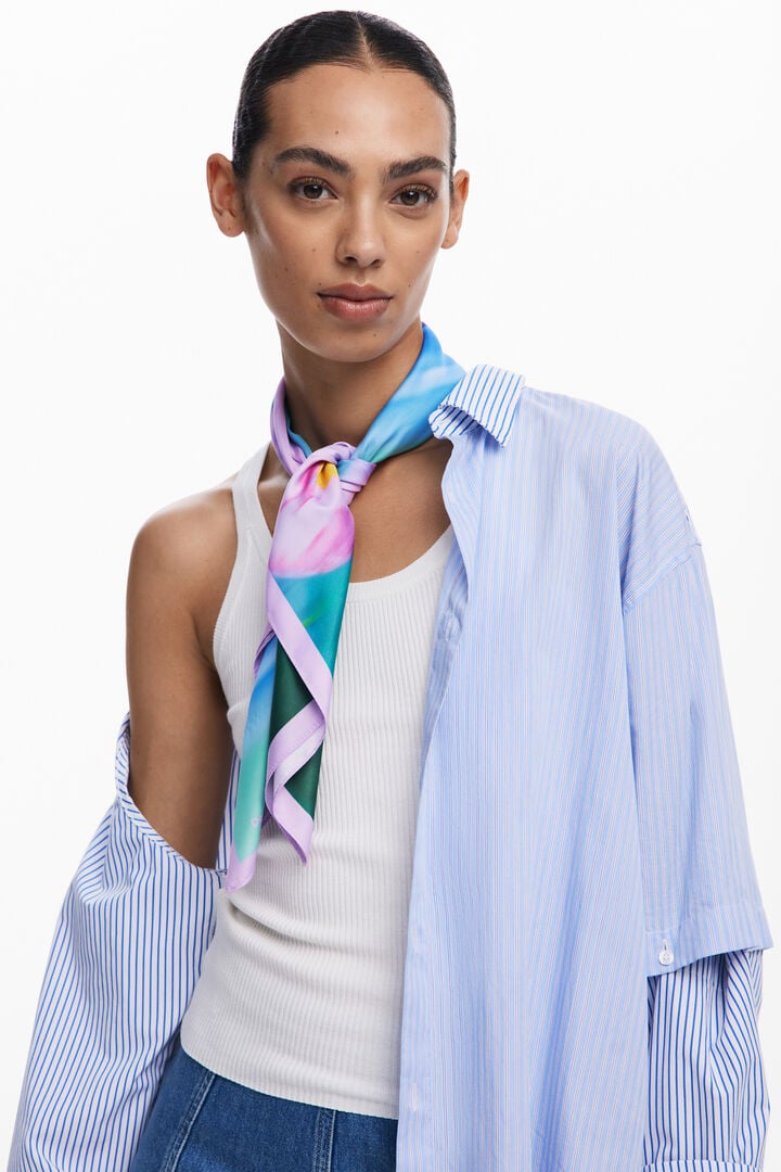 Watercolor floral scarf | Desigual